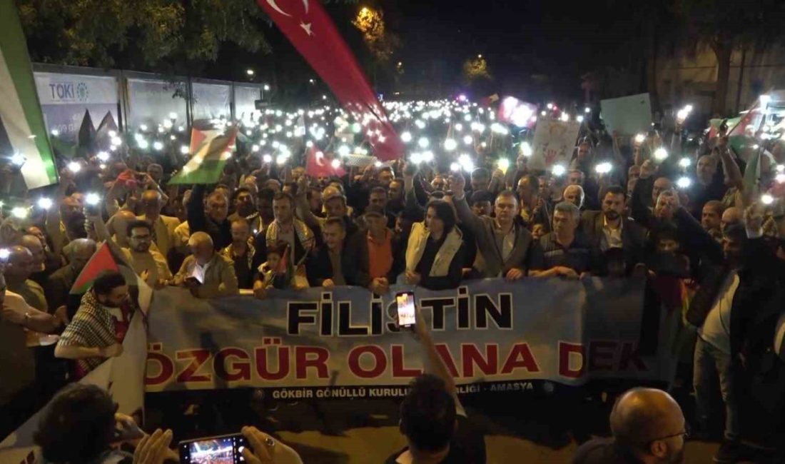 Amasya’da 5 binden fazla kişinin katılımıyla Filistin’e destek yürüyüşü düzenlendi Amasya’da 5 binden fazla kişinin katılımıyla katılımıyla “Gazze kararlılık ve