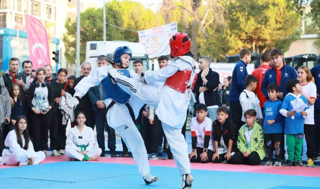 DENİZLİ (İHA) – Denizli’de Amatör Spor Haftası etkinlikleri kapsamında, sporcu