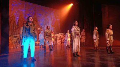 Kültür ve Turizm Bakanlığı Devlet Tiyatroları Genel Müdürlüğü himayelerinde, Kars