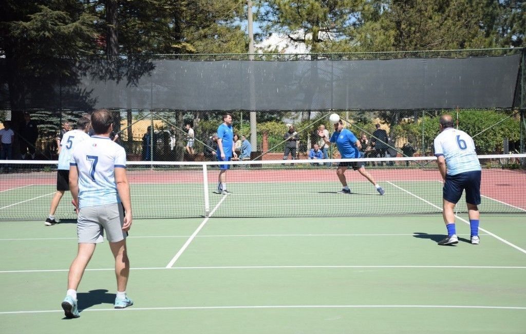 Eskişehir Anadolu Üniversitesi’nde 29 Ekim Cumhuriyet Bayramı çerçevesinde spor etkinlikleri