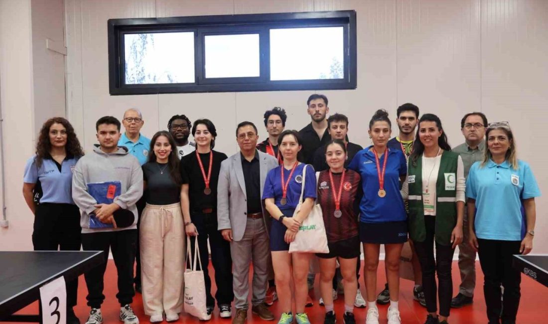 Eskişehir’de Bağımlılık Farkındalık Haftası etkinlikleri kapsamında, Gençlik ve Spor İl