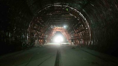 Ulaştırma ve Altyapı Bakanı Abdulkadir Uraloğlu, Köroğlu Tüneli’nde kazı çalışmalarının