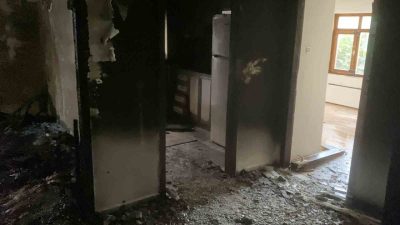 Ankara’nın Keçiören ilçesinde 4 katlı binada yangın çıktı. Yangın, Keçiören