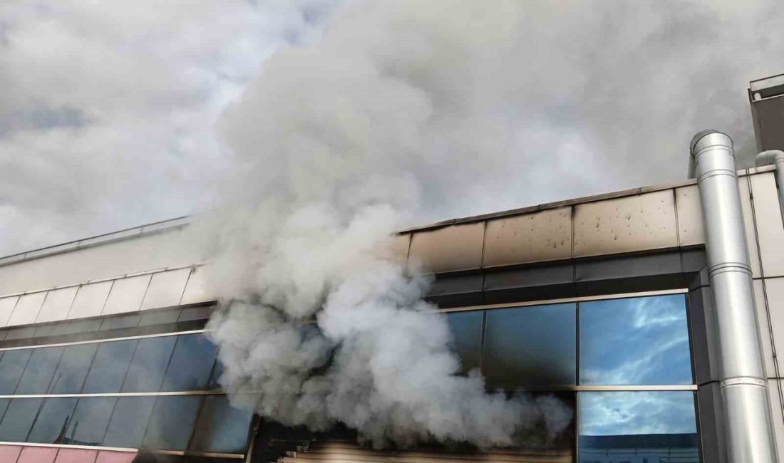 Ankara’da OSB’de yangın Ankara’da Ostim Organize Sanayi Bölgesi’nde (OSB) bir iş yerinde yangın