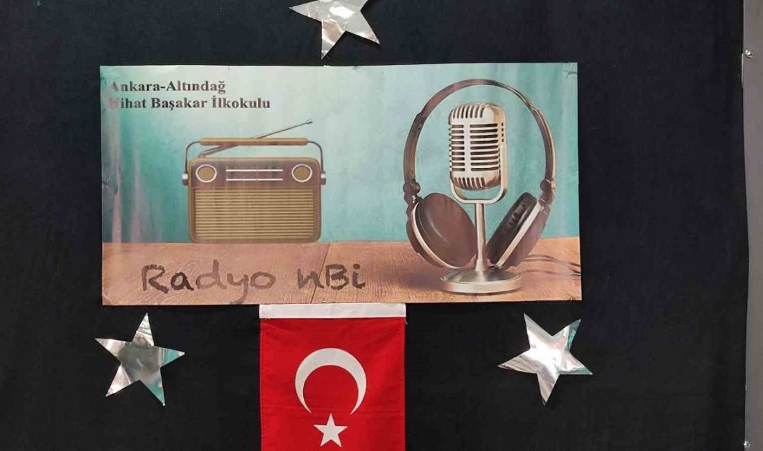 Ankara’nın Altındağ ilçesinde Nihat Başakar İlkokulu yönetiminin çocuklarla birlikte kurduğu