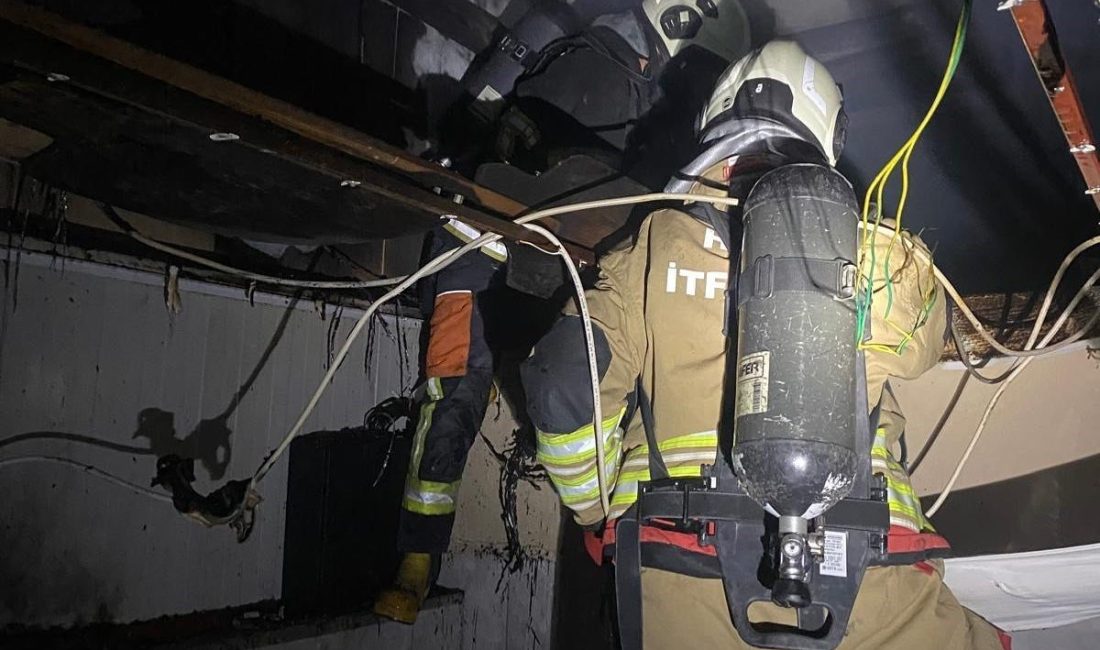 Hatay’da fırında çıkan yangın, itfaiye ekipleri tarafından büyümeden kontrol altına