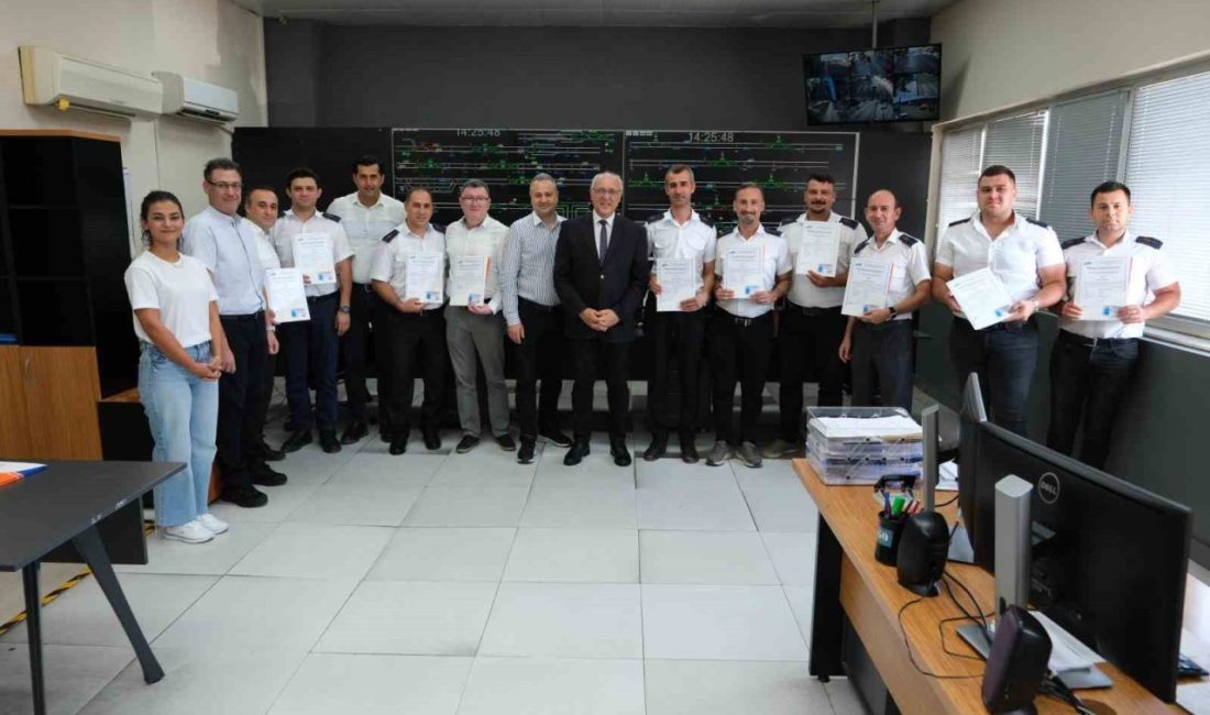 Antalya Büyükşehir Belediyesi iştirak şirketi Antalya Ulaşım A.Ş. bünyesinde görev