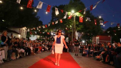 Kepez Belediyesi’nin düzenlediği Uluslararası Yaşlılıkta Sağlık ve Esenlik Festivali kapsamında