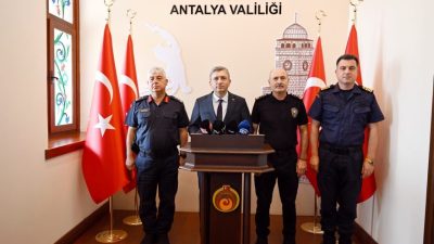 Eylül ayı İl Asayiş ve Güvenlik Toplantısı Antalya Valisi Hulusi