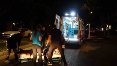 Antalya’da yolun karşısına geçmek isteyen yaya, özel halk otobüsünün çarpması