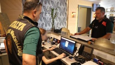 Antalya genelinde polis ekiplerince yapılan son bir haftalık denetimlerde 549