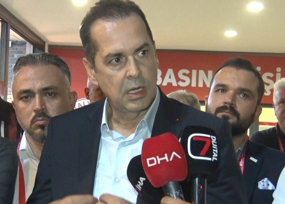 Antalyaspor Başkanı Rıza Perçin, Çaykur Rizespor maçının ardından hakeme tepki