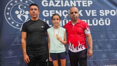 Gaziantep’te düzenlenen 1500 metre atletizm il yarışmasında Arabanlı sporcu Sabiha