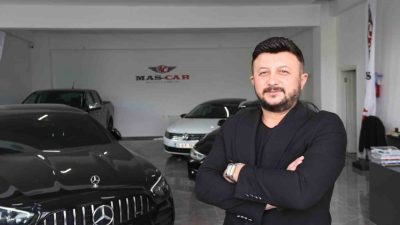 Eskişehir’de galerici esnafı Sefa Güngören, araç piyasasında yılbaşına doğru fiyatların