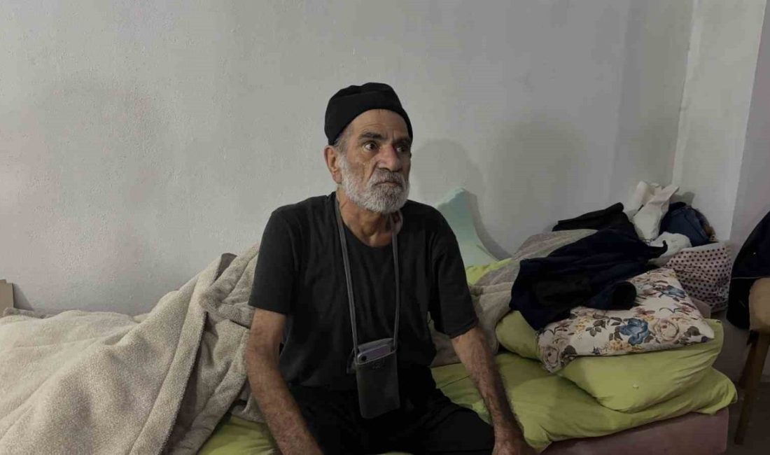 Arnavutköy’de yürek ısıtan hikâye: 73 yaşındaki kimsesiz adam huzurevine yerleştirildi İstanbul’un Arnavutköy ilçesinde aylardır durakta oturan 73 yaşındaki adamın hikayesi,