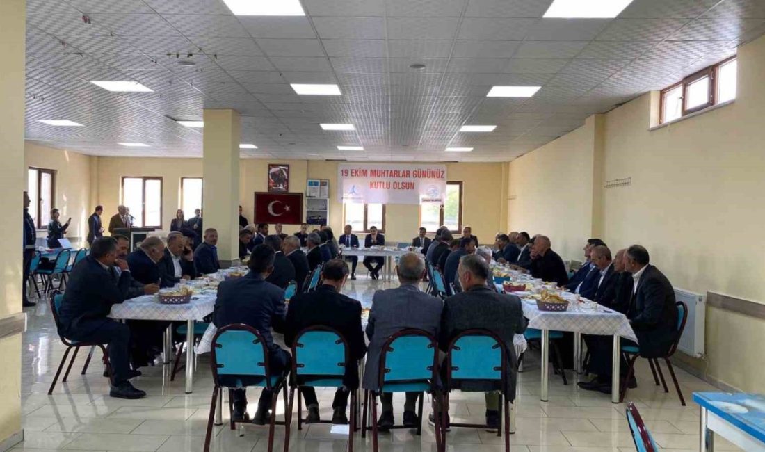 Arpaçay Kaymakamı Akköz muhtarlarla buluştu Kars’ın Arpaçay Kaymakamı Muhammed Burak Akköz, muhtarlarla bir araya geldi.