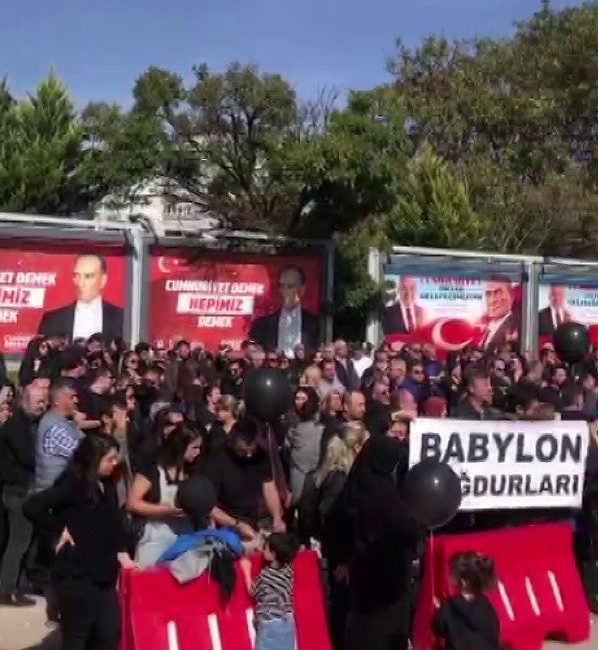 Bursa’da bir araya gelen Atış Yapı mağdurları, yaşadıkları sıkıntıların çözüme