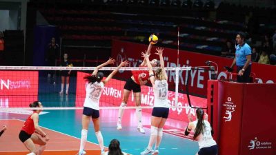 Aydın Büyükşehir Belediyespor Kadın Voleybol takımı deplasmanda İlbank’a 3-1 mağlup