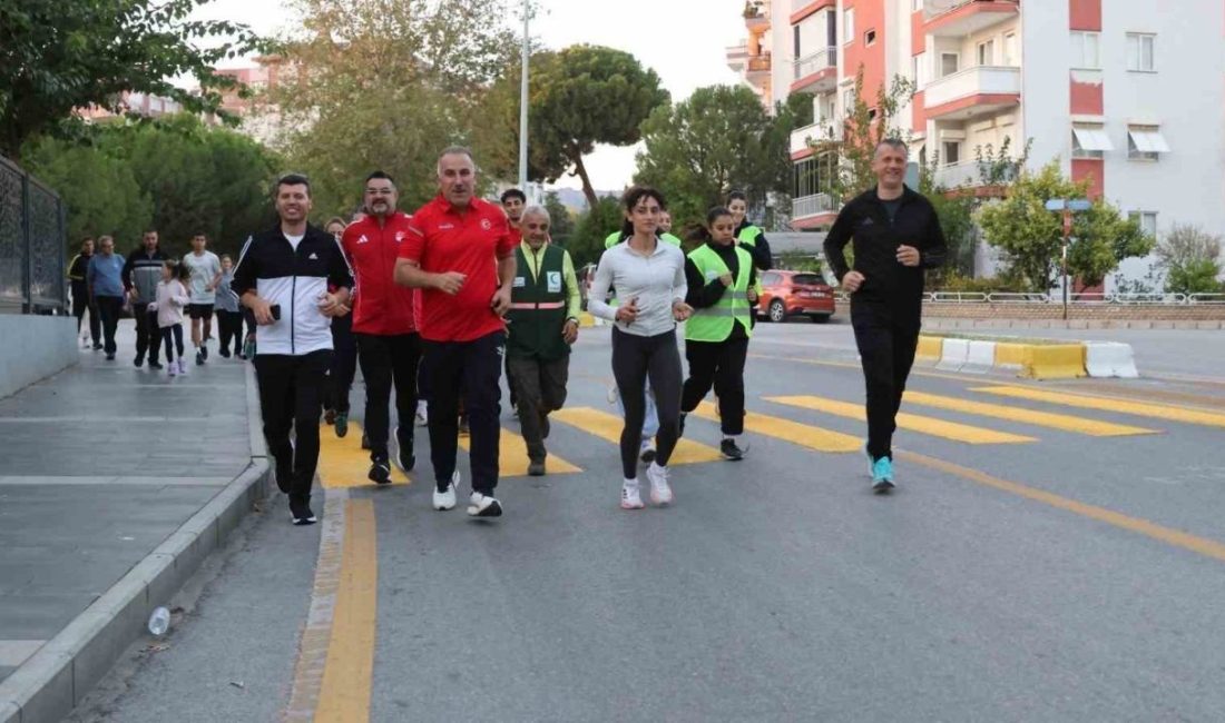 Aydın’da düzenlenen halk koşusuyla sporun yaşam kalitesine ve toplumsal birlikteliğe