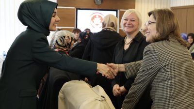 Aile ve Sosyal Hizmetler Bakanı Mahinur Özdemir Göktaş, “Şiddetle mücadelenin