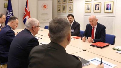 Milli Savunma Bakanı Yaşar Güler, Brüksel’de İngiltere Savunma Bakanı John