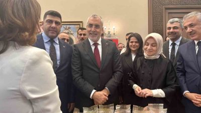 Çalışma ve Sosyal Güvenlik Bakanı Vedat Işıkhan, Yüzyılın Kadın İstihdamı