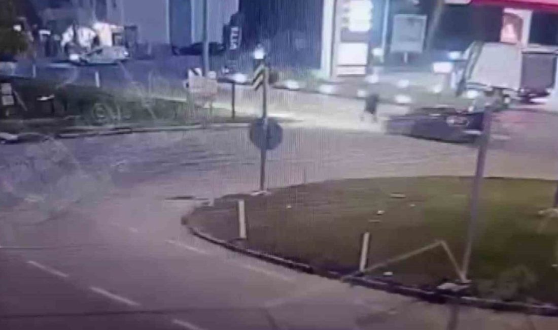 Amasya’da bir vatandaş bakkaldan çıkıp evine gitmek için kavşakta yolun