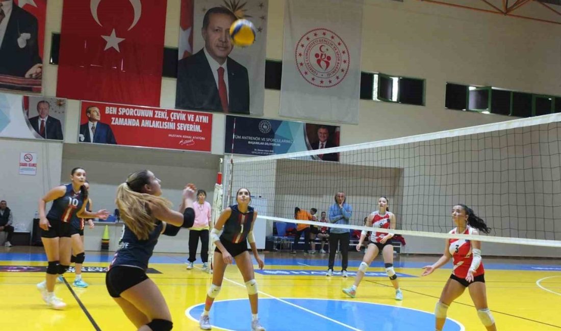 Burhaniye İlçe Gençlik ve Spor Müdürlüğü’nün öncülüğünde Cumhuriyet Kupası karşılaşmaları