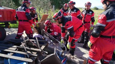 Devlet Hava Meydanları İşletmesi (DHMİ) Edremit Koca Seyit Havalimanı’nda, Sındırgı’da