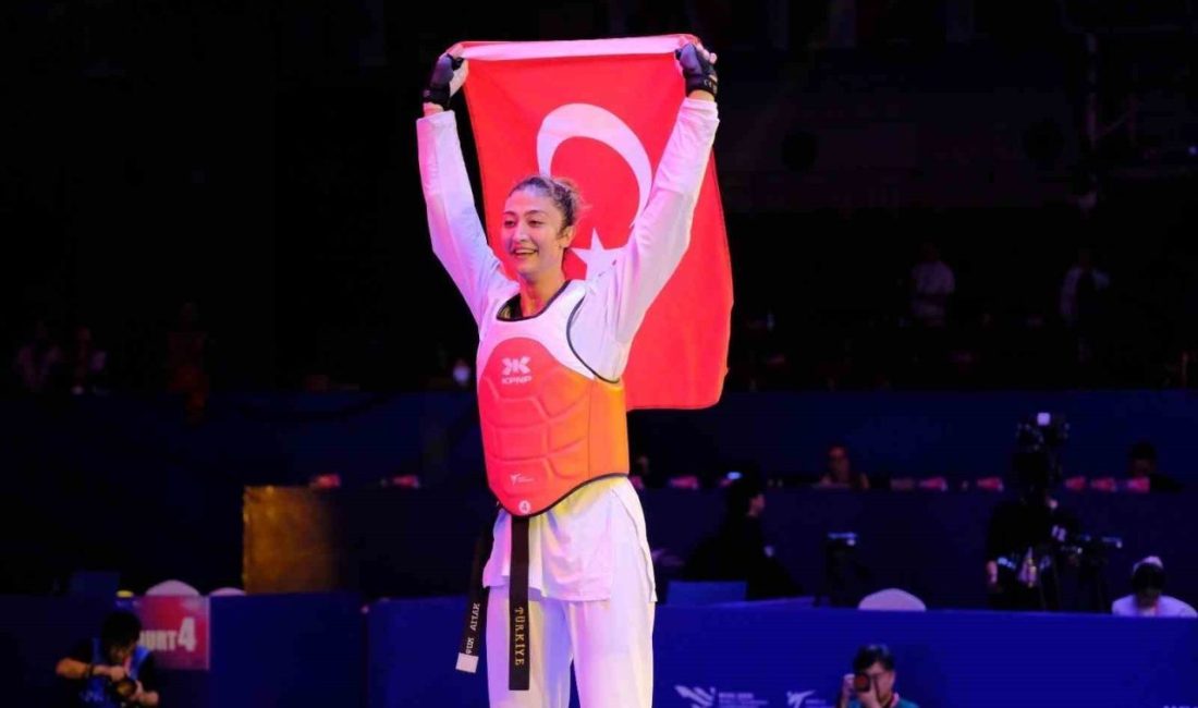 Balıkesir Büyükşehir Belediyespor’un milli sporcusu Nafia Kuş Aydın, 2025 Dünya