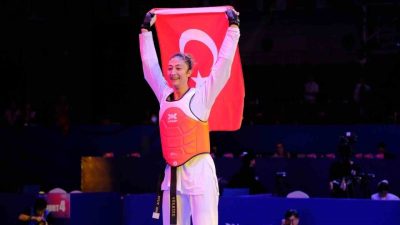 Balıkesir Büyükşehir Belediyespor’un milli sporcusu Nafia Kuş Aydın, 2025 Dünya