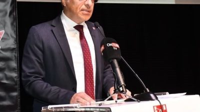 Balıkesirspor Olağanüstü Genel Kurulu Hasan Can Kültür Merkezinde gerçekleştirildi. Seçime