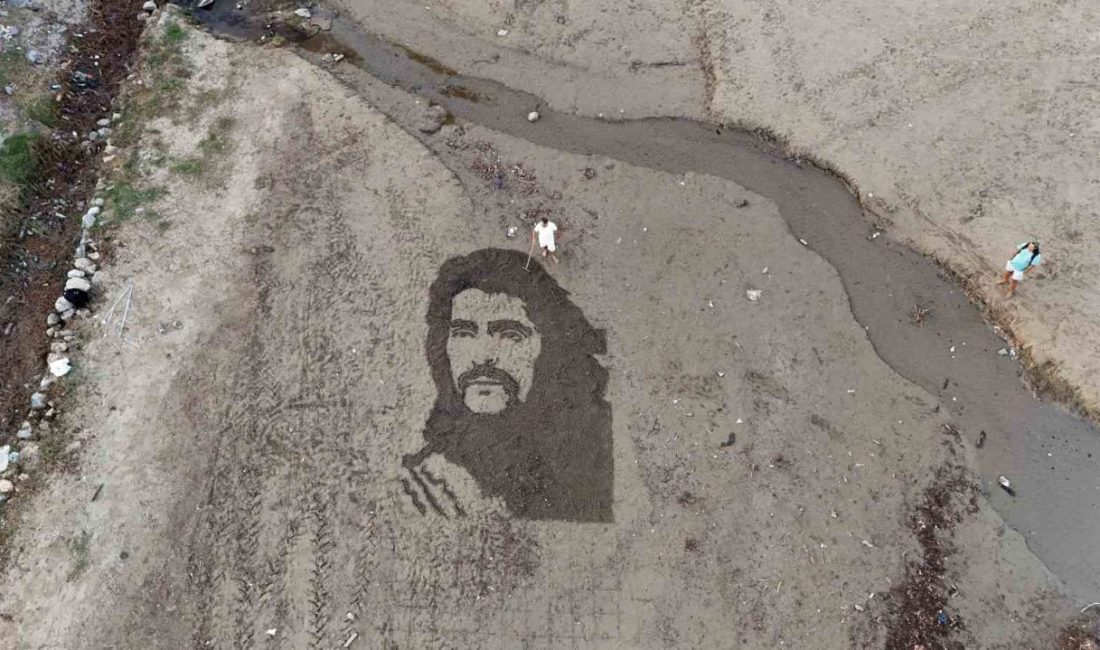 Alanya’da yaşayan İranlı sanatçı Farajollah Bagheri, Türk müziğinin efsane ismi