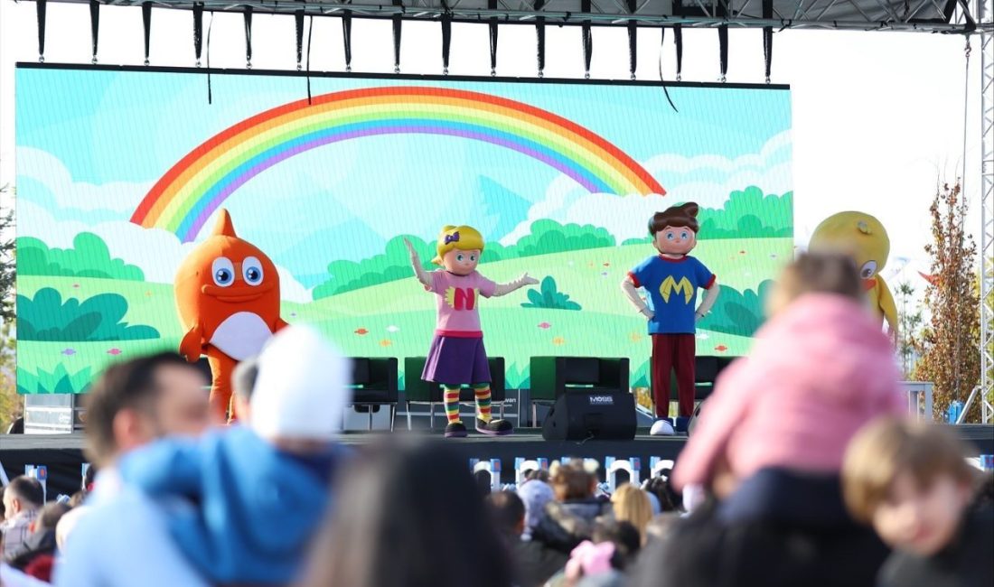 Kayseri Büyükşehir Belediye Başkanı Dr. Memduh Büyükkılıç, hem Gastronomi Günleri’nde