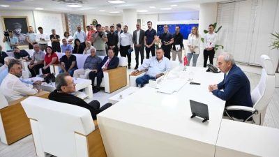 Kepez Belediye Başkanı Mesut Kocagöz, halk günü buluşmasında vatandaşların talep,