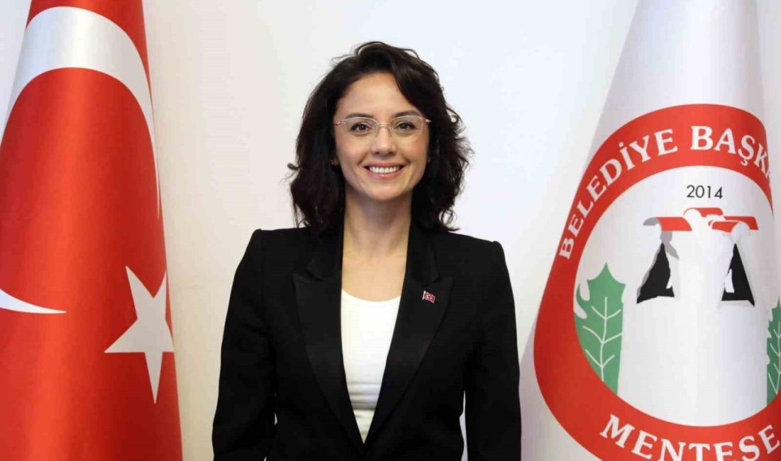 Menteşe Belediye Başkanı Gonca Köksal Aras, Cumhuriyet’in ilanının 102. yıl