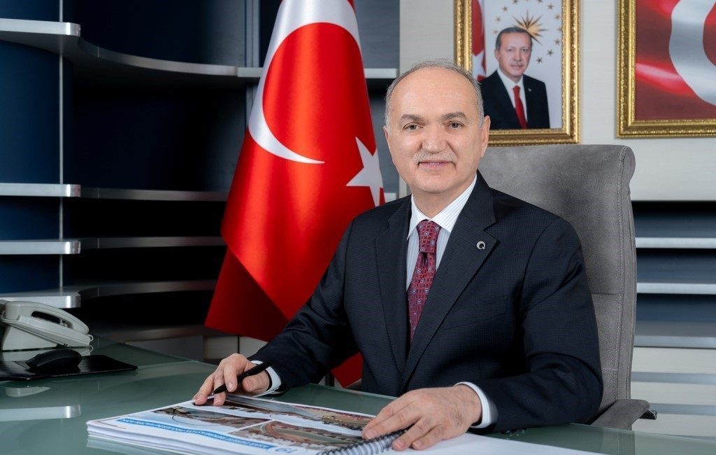 Düzce Belediye Başkanı Dr. Faruk Özlü, Cumhuriyet Bayramı münasebetiyle yayımladığı