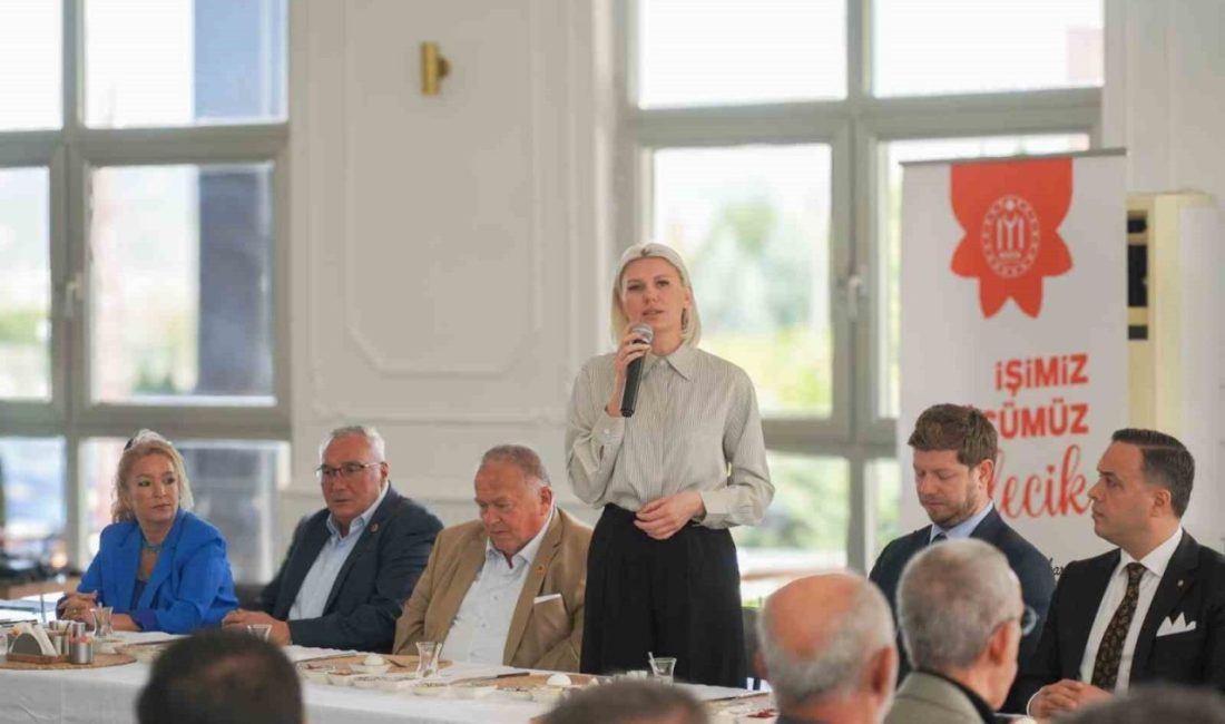 Bilecik Belediye Başkanı Melek Mızrak Subaşı, bir araya geldiği mahalle