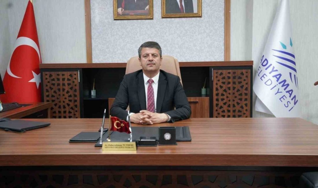 Adıyaman Belediye Başkanı Abdurrahman Tutdere, 29 Ekim Cumhuriyet Bayramı ile