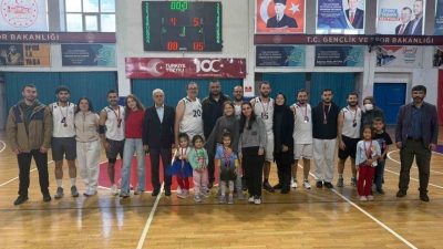 DÜZCE(İHA) – Düzce’de Kamu Spor Oyunları 3×3 basketbol müsabakalarında şampiyon