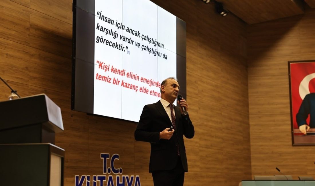 Belediye personeline “İş ahlakı” eğitimi verildi Kütahya Belediyesi personeline yönelik “İş ahlakı” konulu eğitim programı, Kütahya