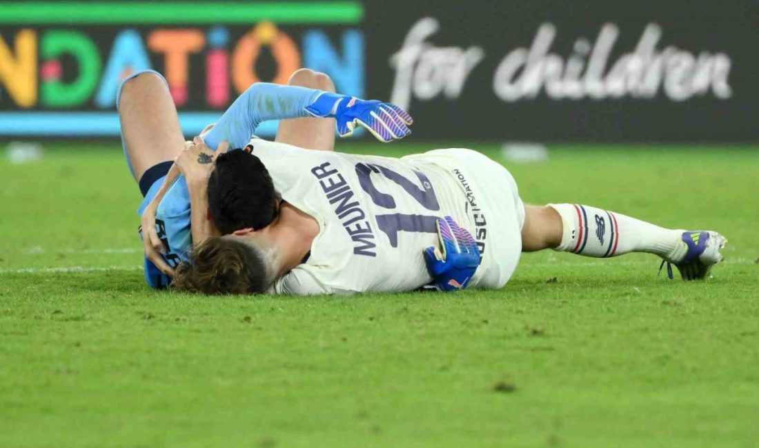 UEFA Avrupa Ligi’nin 2. haftasında Berke Özer’in kalesini koruduğu Fransız