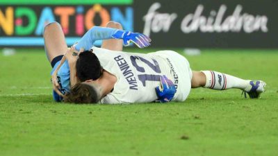 UEFA Avrupa Ligi’nin 2. haftasında Berke Özer’in kalesini koruduğu Fransız