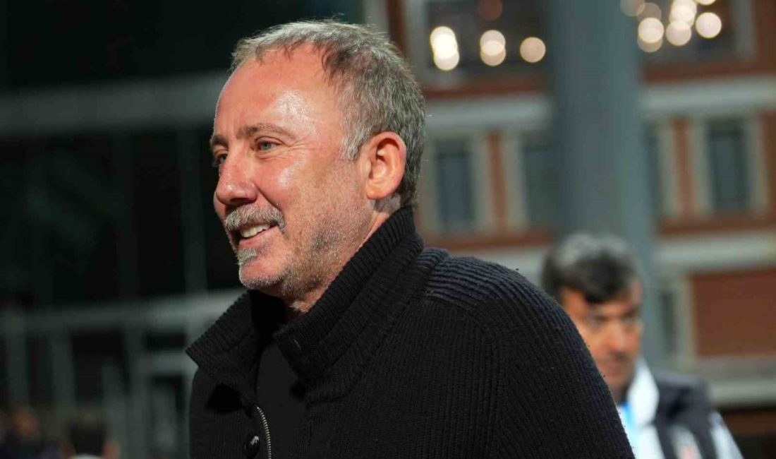 Beşiktaş Teknik Direktörü Sergen Yalçın, siyah-beyazlı takımın başında Galatasaray ve