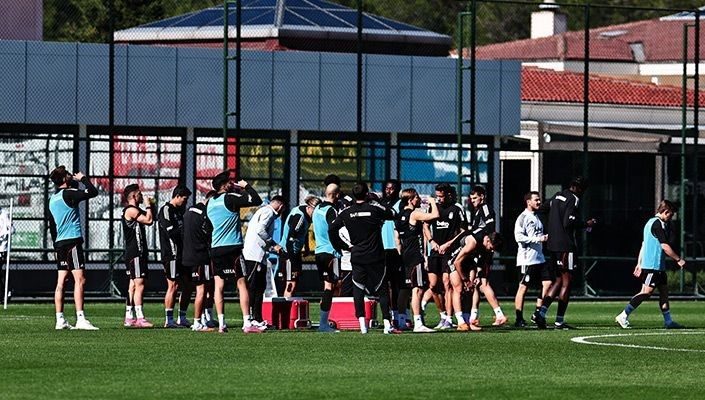 Beşiktaş, Trendyol Süper Lig’in 11. haftasında Fenerbahçe ile oynayacağı karşılaşmanın