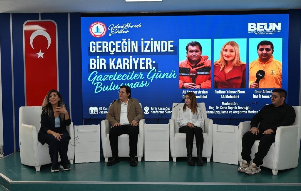 BEUN’da Gazeteciler Günü Buluşması paneli düzenlendi Zonguldak Bülent Ecevit Üniversitesinde, 21 Ekim Dünya Gazeteciler Günü kapsamında
