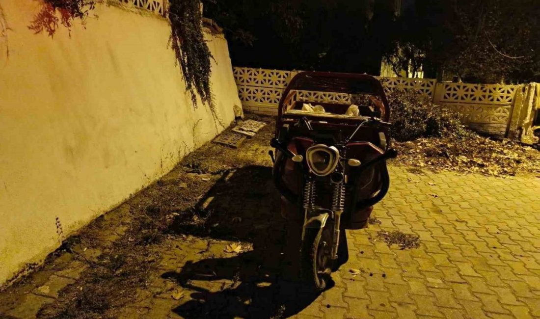 Bilecik’te devrilen üç tekerlekli motosiklette bulunan 2 kişi yaralandı Bilecik’te seyir halinde devrilen üç tekerlekli motosiklette bulunan 2 kişi