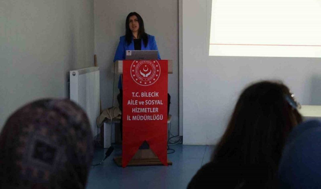 Bilecik’te kadına yönelik şiddetin önlenmesine yönelik farkındalık seminerleri düzenlendi. Bilecik