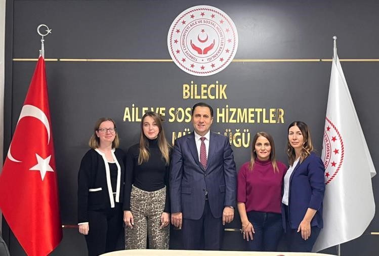 Bilecik’te kamuya yerleşen şehit ve gazi yakınlarına oryantasyon eğitimi düzenlendi.