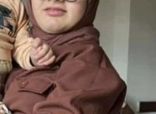 Bingöl’de yolun karşısına geçmeye çalıştığı sırada aracın çarpması sonucu ağır